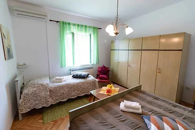 Ferienwohnung mit Klimaanlage und Grill
