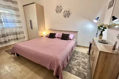 Ferienwohnung klimatisiert mit Terrasse