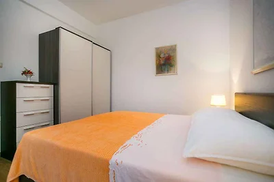 Ferienwohnung mit Klimaanlage und Terrasse