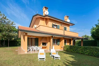 Villa mit Klimaanlage und Garten