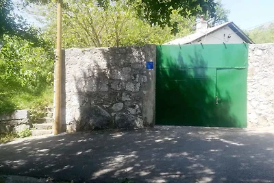 Ferienwohnung in ruhiger Lage mit Terrasse