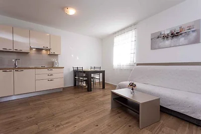 Ferienwohnung mit Balkon und Klimaanlage