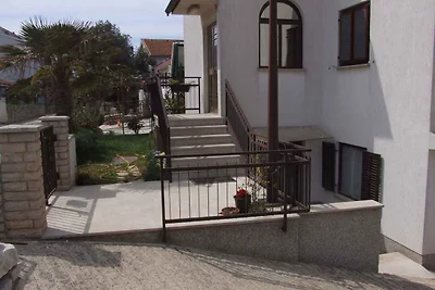 Ferienwohnung mit Terrasse und Klima