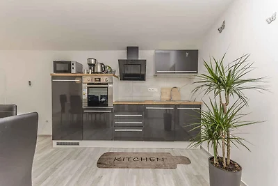 Ferienwohnung mit Balkon und Klimaanlage