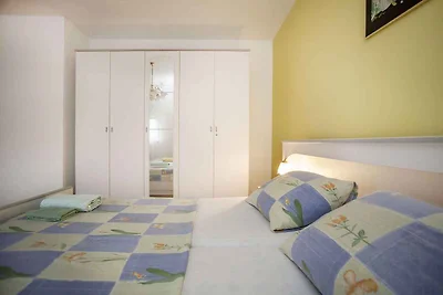Ferienwohnung mit Balkon und Klimaanlage