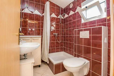 Ferienwohnung mit Balkon und Parkplatz