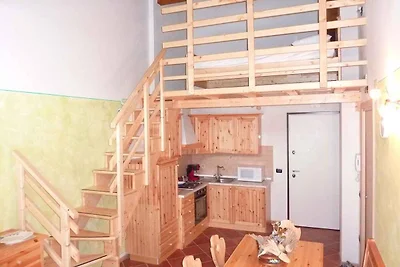 Ferienwohnung im Dachgeschoss mit Parklatz