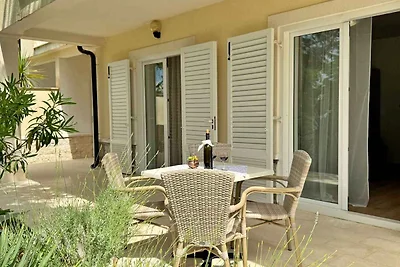 Charmante Ferienwohnung Scheich in Šilo auf d