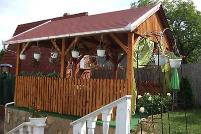 Ferienwohnung mit ruhige, grüne Lage, Garten,