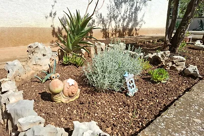Komfortables Ferienhaus Flower Terrace mit Te