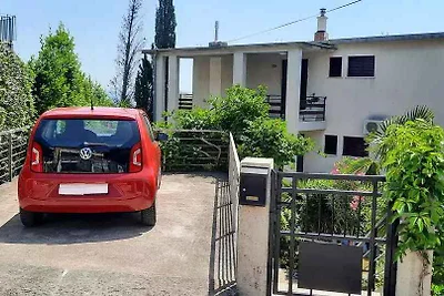 Ferienwohnung mit Balkon und Klimaanlage