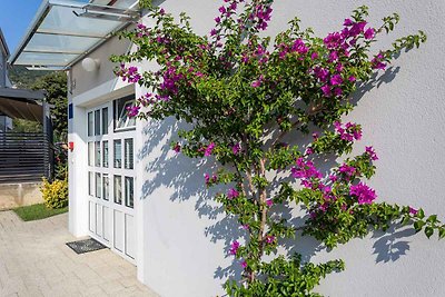 Ferienwohnung mit einen Balkon und Meerblick