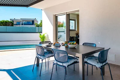 Komfortable Villa Val in Šibenik mit privatem