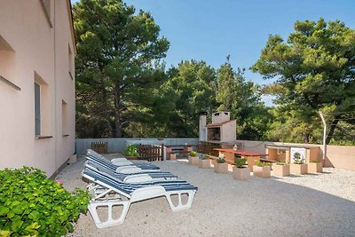 Ferienwohnung mit Balkon und Parkplatz