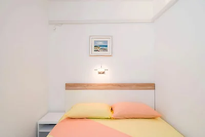 Ferienwohnung mit Klimaanlage und Balkon in