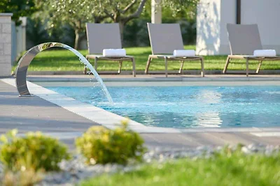 Villa mit Privatpool
