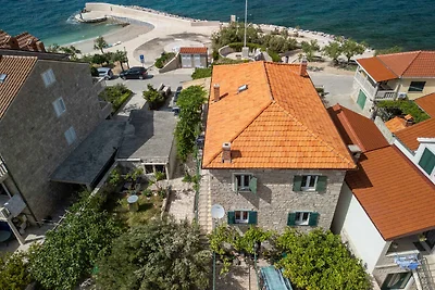 Gemütliche Ferienwohnung Rot mit Meerblick im
