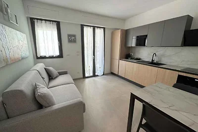 Ferienwohnung mit Klimaanlage, Balkon und