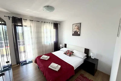 Ferienwohnung modern mit Balkon