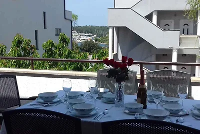 Ferienwohnung mit Terrasse und Meersicht