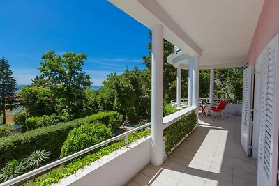 Ferienwohnung mit Terrasse und Klimaanlage