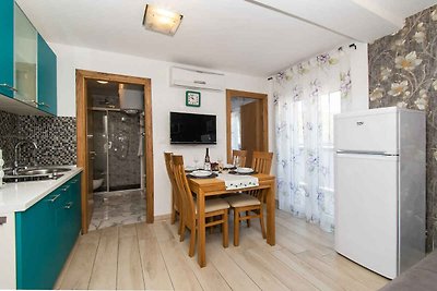 Ferienwohnung mit Klimaanlage und Balkon in