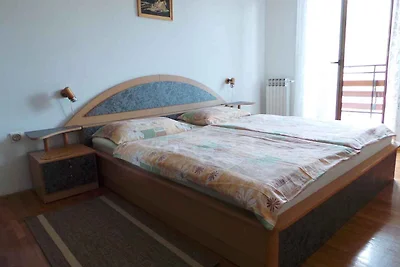 Ferienwohnung mit Balkon und Panoramablick