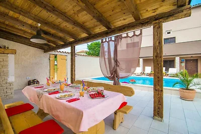 Ferienwohnung mit Aussenpool