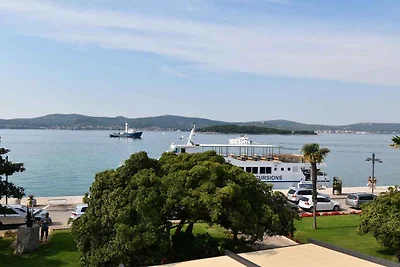 Ferienwohnung 30 m von Meer und 300 m von