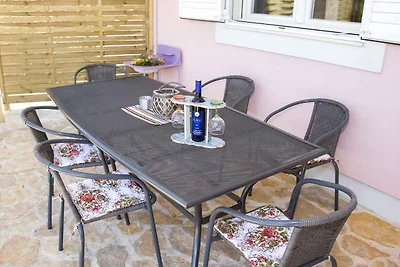 Ferienhaus mit Pool in der nähe vom Krka