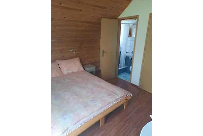 Ferienhaus mit Garten und Grill