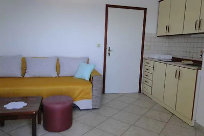 Ferienwohnung mit Balkon und Blick aufs Meer