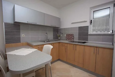 Ferienwohnung mit Gartenterasse und in