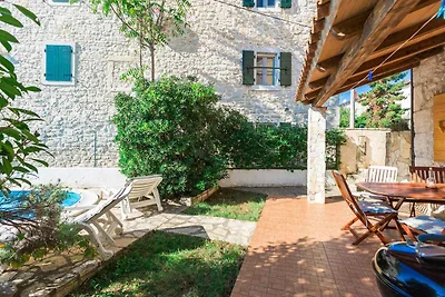 Ferienhaus mit Klimaanlage und Pool