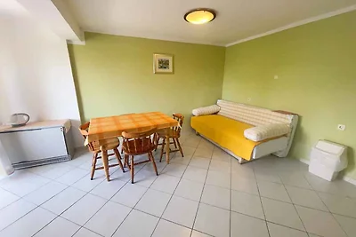 Ferienwohnung mit Pool & Balkon