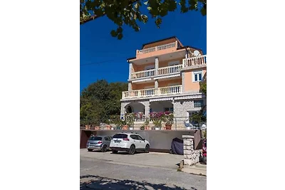 Studio mit Klimaanlage und Terrasse