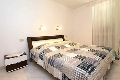 Ferienwohnung mit Klimaanlage und Terrasse