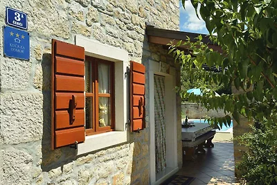 Ferienhaus mit privatem Pool und Aussendusche