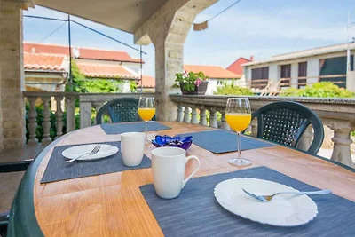 Ferienwohnung mit Balkon und Grill