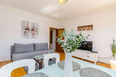Ferienwohnung mit Klimaanlage und Meerblick i