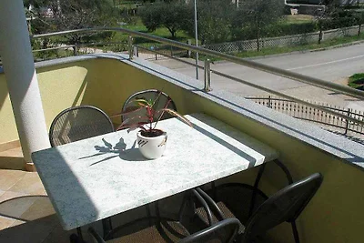 Ferienwohnung modern eingerichtet, mit Klimaa