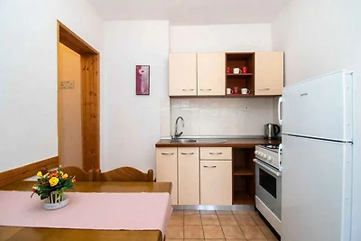 Ferienwohnung mit Pool und Meerblick