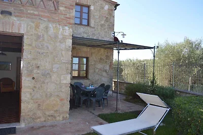 Ferienwohnung mit Pool und Terrasse