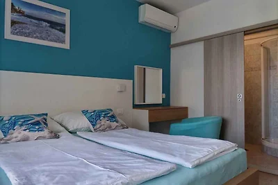 Ferienwohnung mit Meeresblick und Terrasse