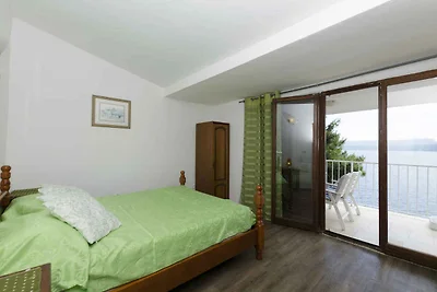 Ferienwohnung mit Balkon und Meerblick