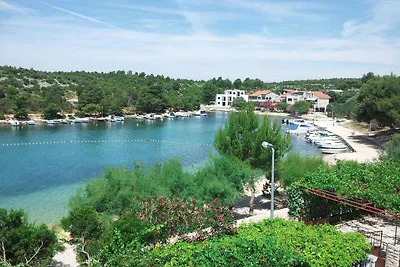 Appartamento Vacanza con famiglia Grebaštica