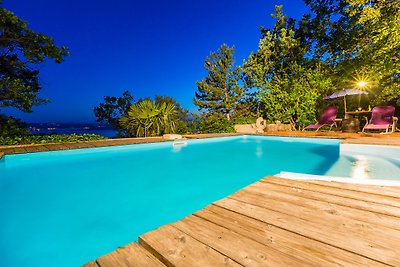 Ferienwohnung mit Meerblick und Pool