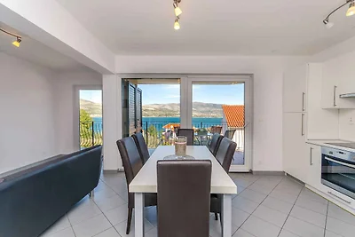 Ferienwohnung mit Klimaanlage und Blick auf d