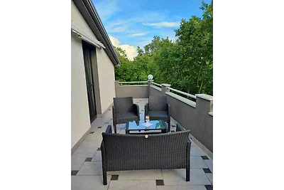 Ferienhaus mit Pool und Garten