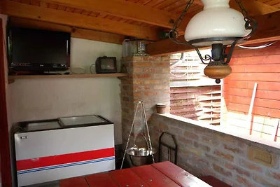 Ferienhaus /Holzhaus nur 200 m vom Strand